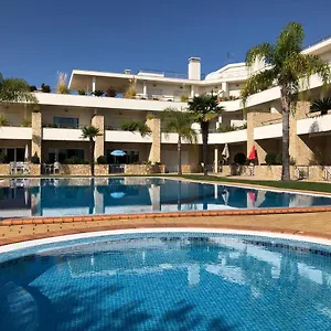 Pomba Branca , Olhos de Agua (Albufeira) Portugal